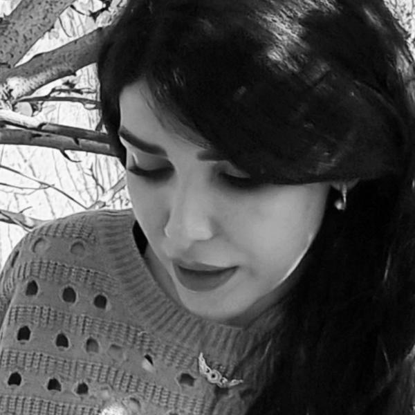 تصویر پروفایل یکتا