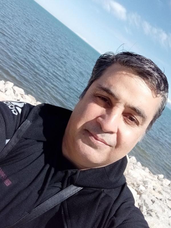 تصویر پروفایل نیما