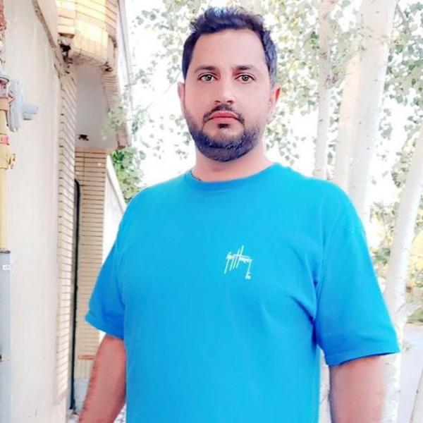 تصویر پروفایل رضا