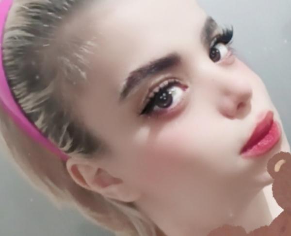 تصویر پروفایل دلارا