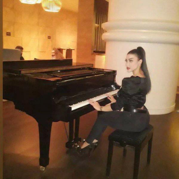 تصویر پروفایل مایا