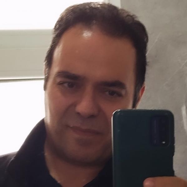 تصویر پروفایل وحید