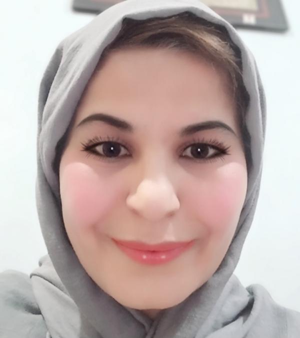تصویر پروفایل مژگان