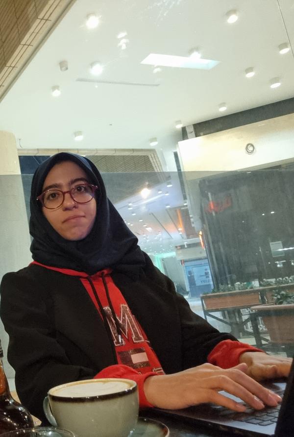 تصویر پروفایل مائده